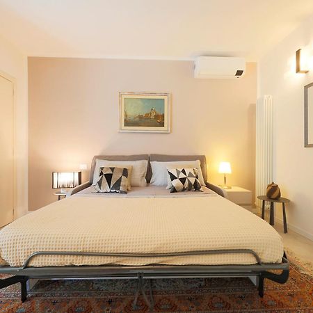 Siena Uptown - Sabrina'S Charming Apartment Экстерьер фото